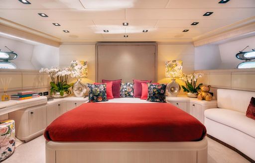 Guest cabin with central double berth onboard boat charter MRS GREY