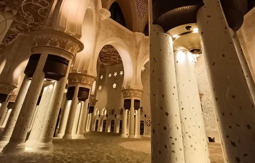 Sheikh Zayed Grand Mosque Abu Dhabi interior