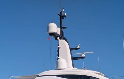 Superyacht ODISEA radar mast