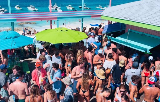Abacos Islands - Nipper's Beach bar and Grill party