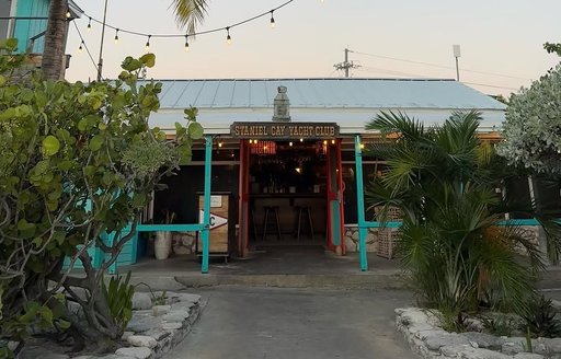 Staniel Cay Yacht Club exterior
