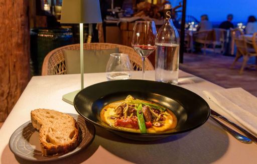 La Table de Mina Porto-Vecchio dining area, food