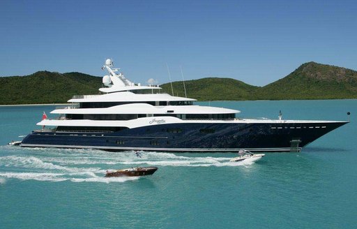 Superyacht charter AMARYLLIS at sea