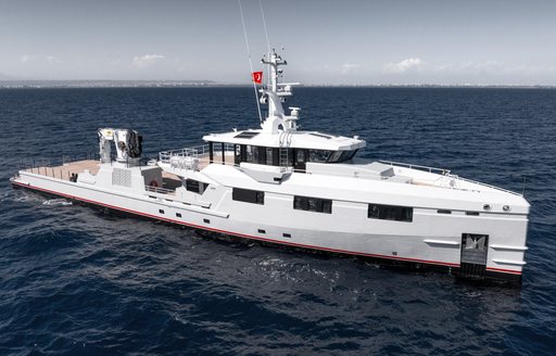 Charter yacht EMOTIONAL at sea