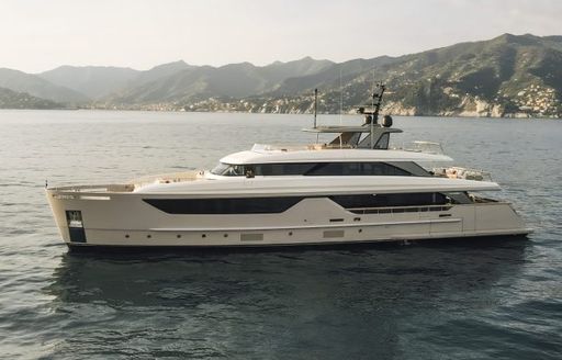 Charter yacht ANDIAMO at anchor