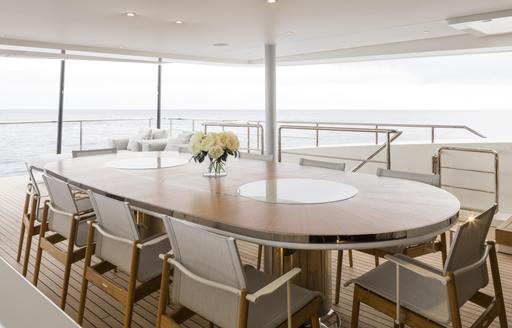 Alfresco dining onboard charter yacht ANDIAMO