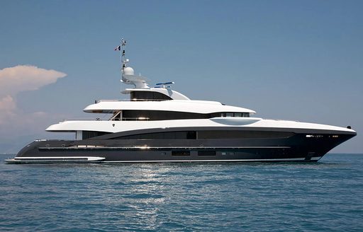 Charter yacht TOTEM at sea