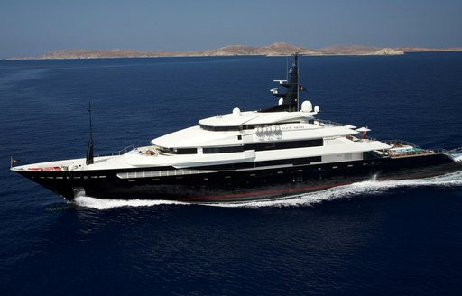 Charter yacht ALFA NERO underway at sea