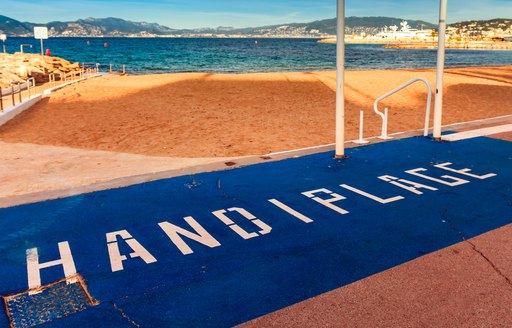 Beach access for disabled in Cannes