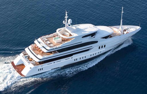 Charter yacht SEAKID II at sea
