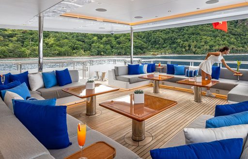 Charter yacht TOP FIVE II exterior seating