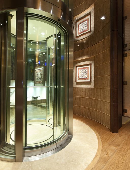 Superyacht NAIA's all access elevator