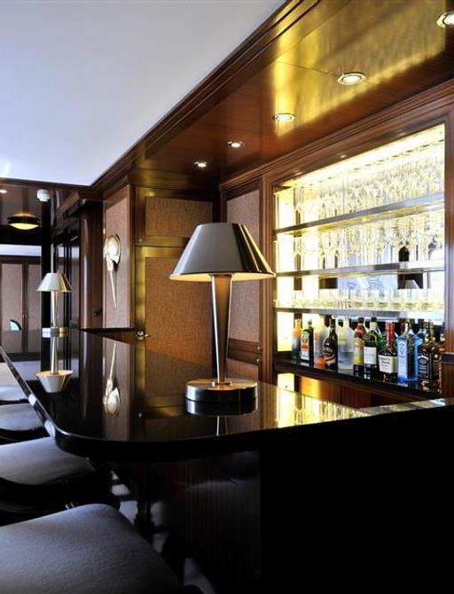 luxury motor yacht GRAVITAS bar area