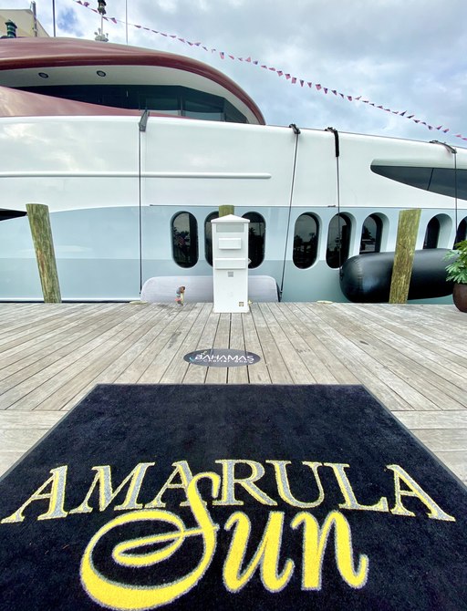 amarula sun yacht with wipe mat