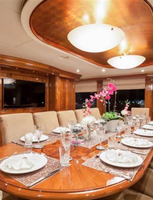 luxury motor yacht TOP FIVE dining room