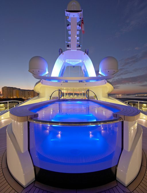 jacuzzi with underwater lights on the sundeck