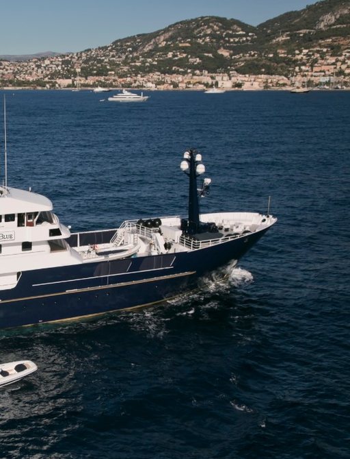 bow view of charter yacht ‘Force Blue’ when on charter in the Mediterranean