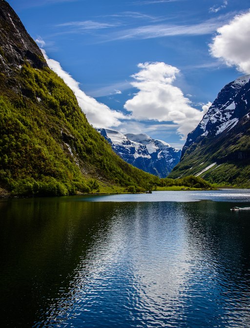 One of the Norwegian fjords popular amongst superyachts 