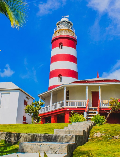 Overview of the Elbow Reef lighthouse