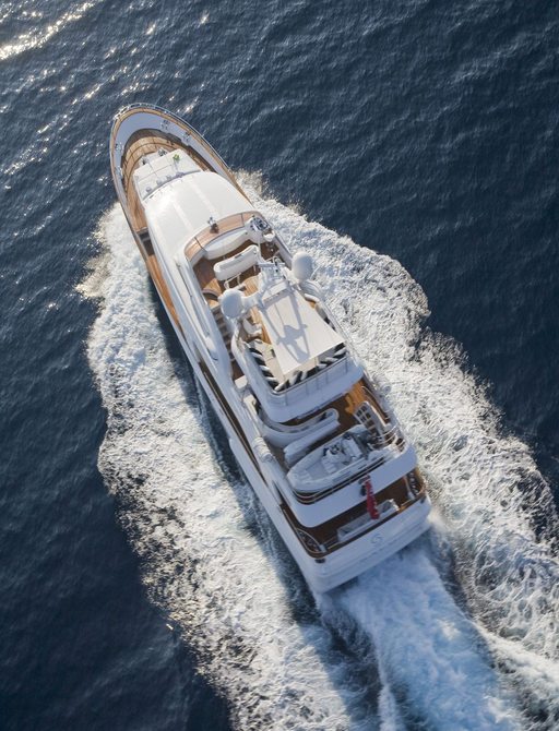 motor yacht SALU cuts through the sea on a Mediterranean yacht charter