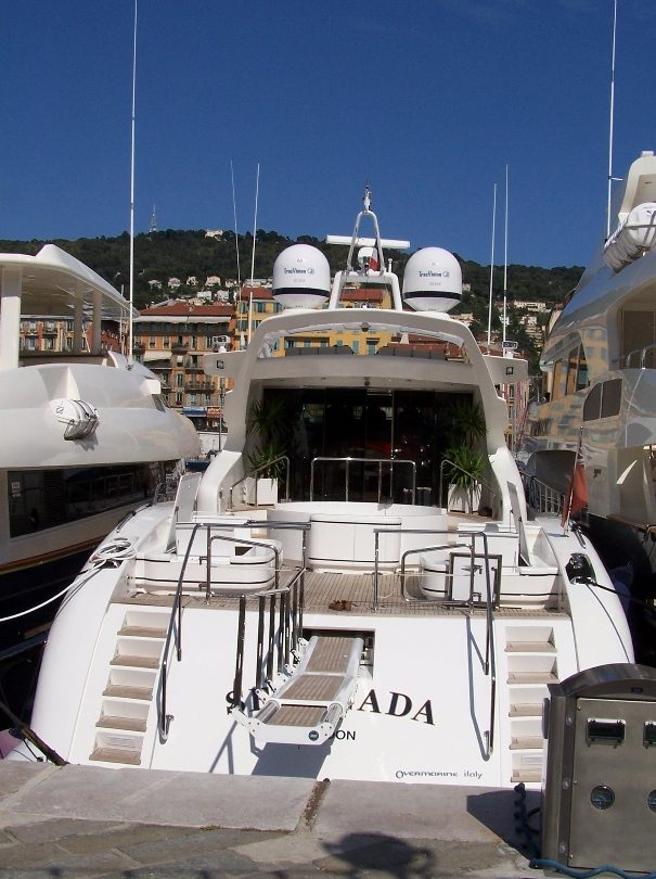 SERENADA Yacht Charter Price - Overmarine Luxury Yacht Charter
