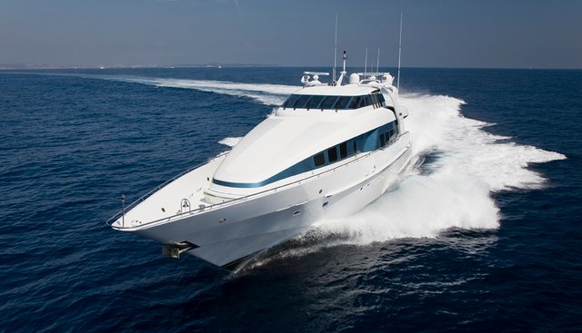 Moonraker Yacht 2