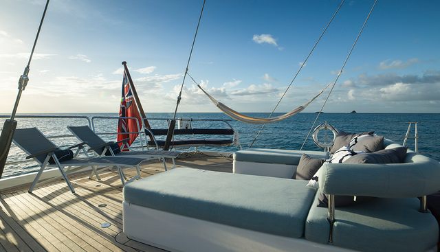 Twilight Yacht 3