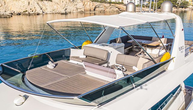 Blue M Yacht 2