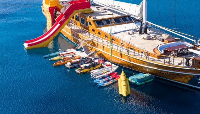 Take It Easier Yacht 2