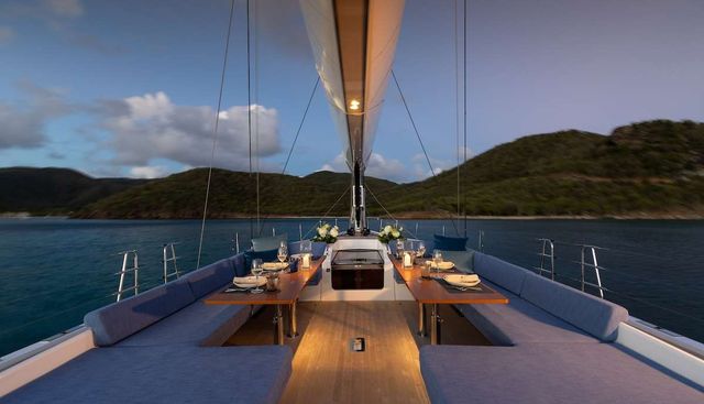 Optimist Yacht 4