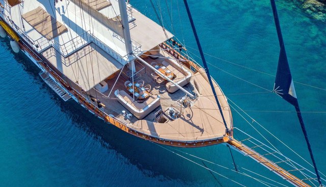 Grand Admiral Yacht 2