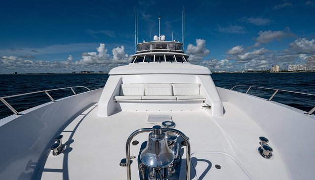Magnum Ride Yacht 2