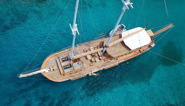 Libra Yacht 5