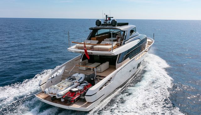 Belle De Nuit Yacht 5