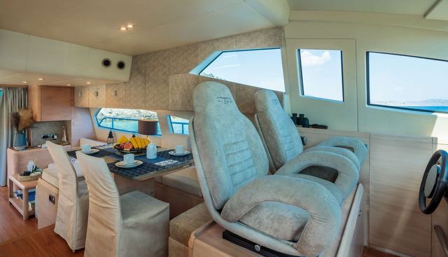 Revival Yacht 5