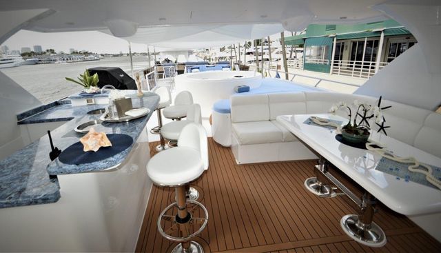 SlipAway Yacht 4