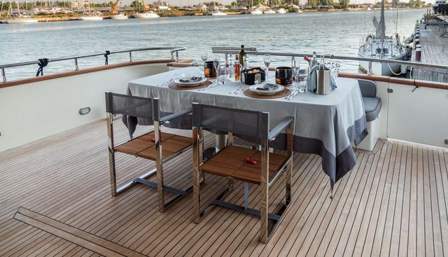 Minou Yacht 4