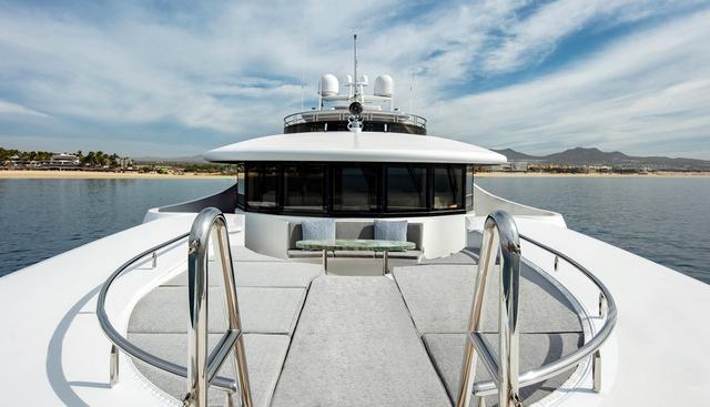 Champagne Seas Yacht 2