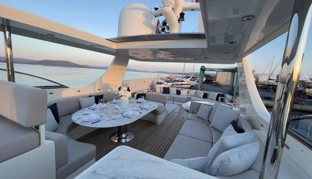 Dream Yacht 4