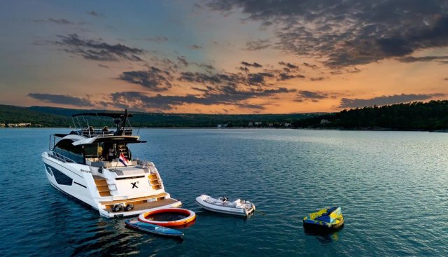 X2 Yacht 5