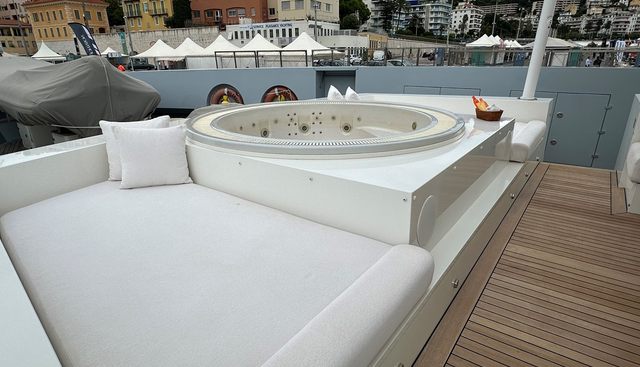 Belongers Yacht 3