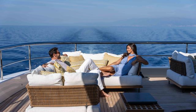 Symmetry Yacht 3