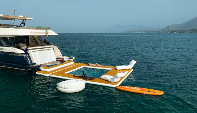Nylec Yacht 5