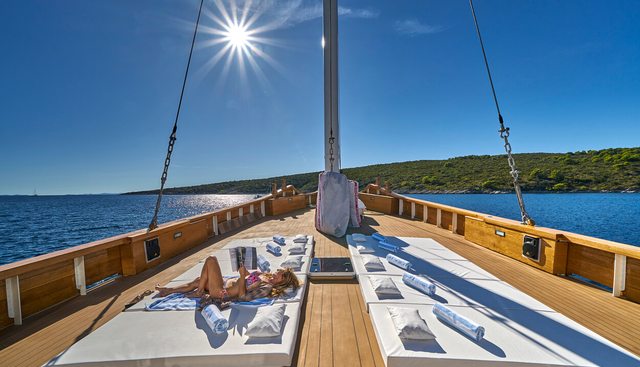 Green Ray Yacht 2