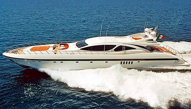 Luce Charter Yacht