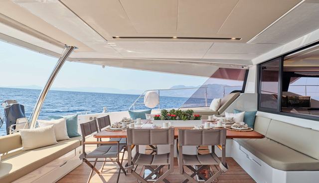 Elly Yacht 4