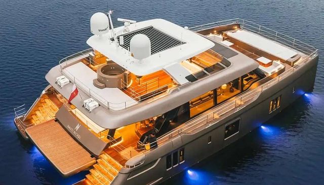 Nauti Nickel Yacht 5