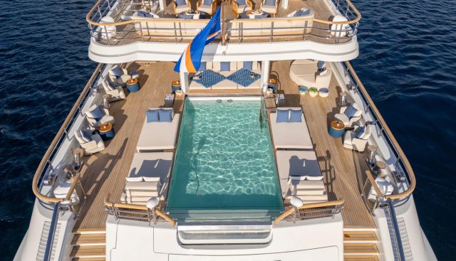 SYNTHESIS Yacht 4