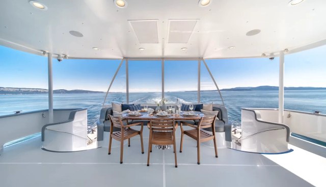 Surfbird Yacht 3