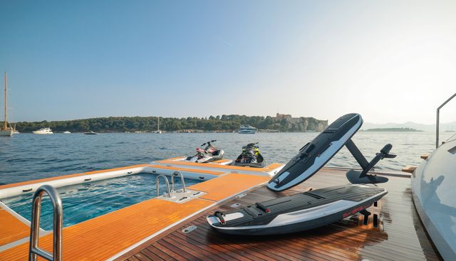 Millesime Yacht 4